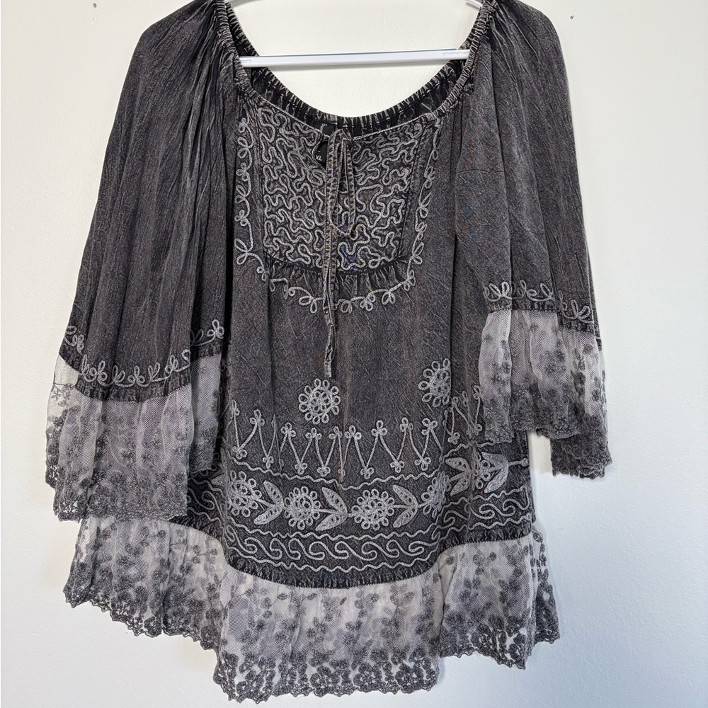 Sacred Threads Gray Boho Embroidered Blouse L/XL Boutique